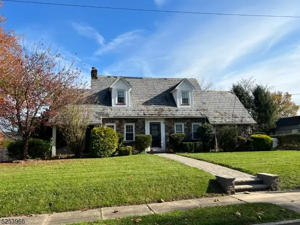 328 N 9Th Ave, Manville Boro, NJ 08835