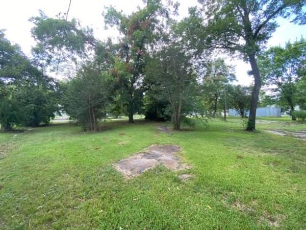 551 1st, Cooper, TX 75432