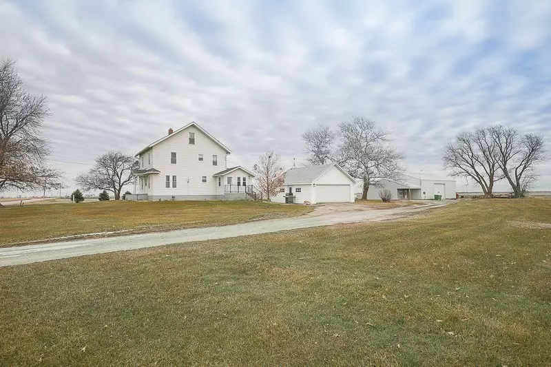 1624 Keokuk Washington Rd, Keota, IA 52248