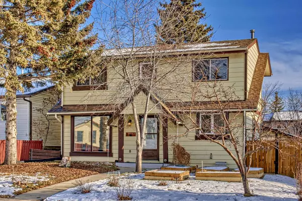 Calgary, AB T3J 1A7,40 Falconridge Close NE