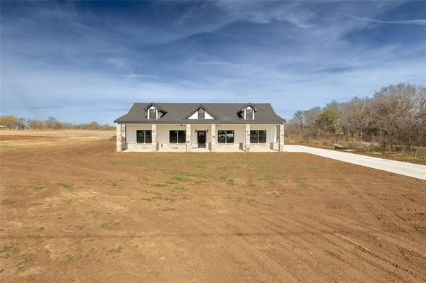 7616 County Road 912, Joshua, TX 76058