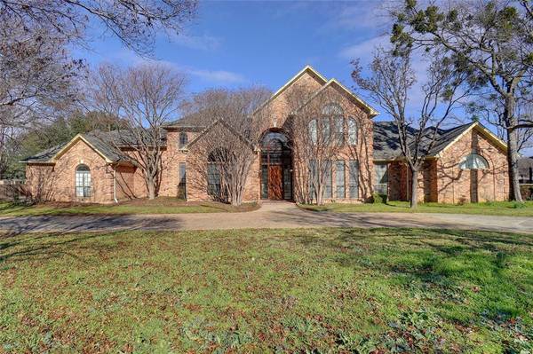 140 Canyon Oaks Drive, Argyle, TX 76226