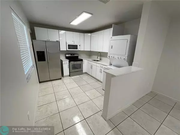 Hallandale Beach, FL 33009,627 SW 6th Ter