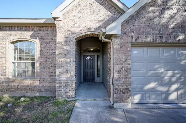 Fort Worth, TX 76120,2725 Merry View Lane