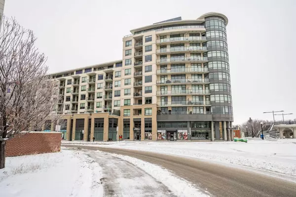 Calgary, AB T2E 6V3,38 9 ST NE #305