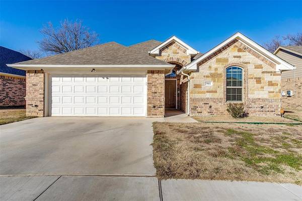 941 Sam Street, Springtown, TX 76082