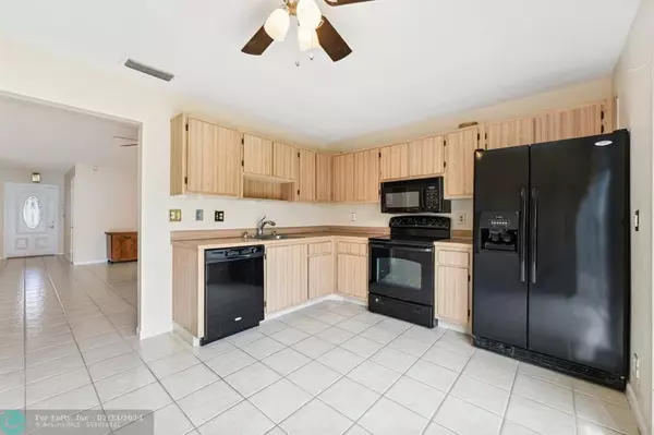 Delray Beach, FL 33484,15815 Forsythia Cir  #villa