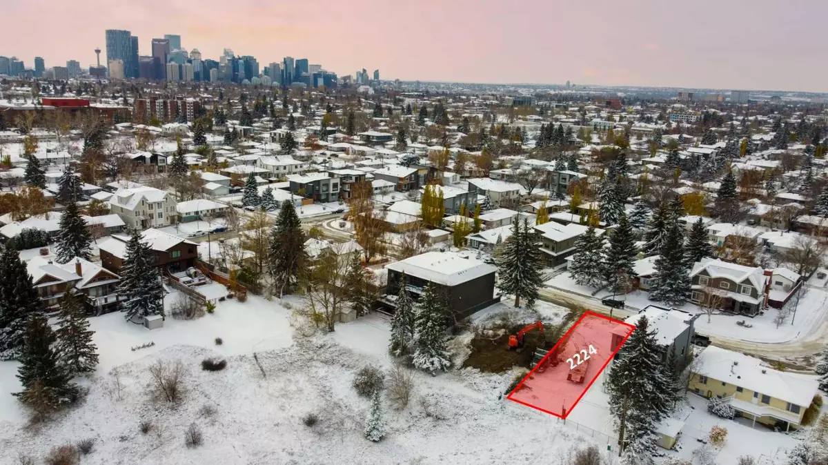 Calgary, AB T2E 4H6,2224 8 ST NE