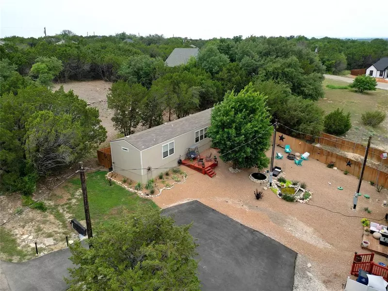 2804 Saturn Drive, Granbury, TX 76049