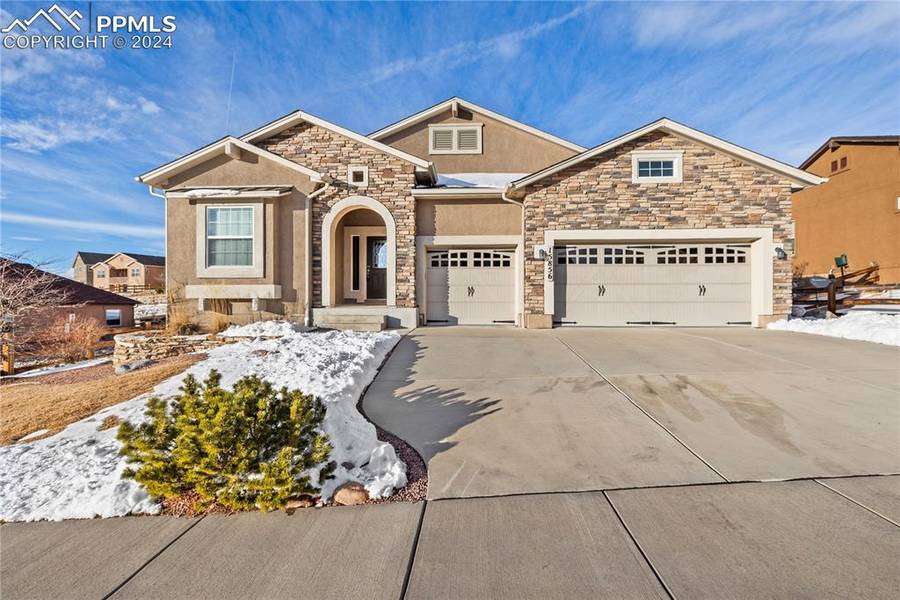 15856 Transcontinental DR, Monument, CO 80132