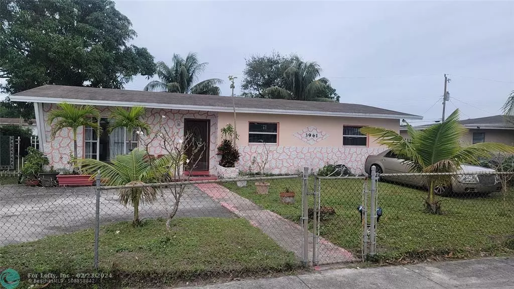 3961 NW 173rd Ter, Miami Gardens, FL 33055