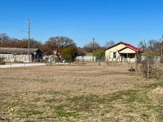 300 E 21st Street, Cisco, TX 76437