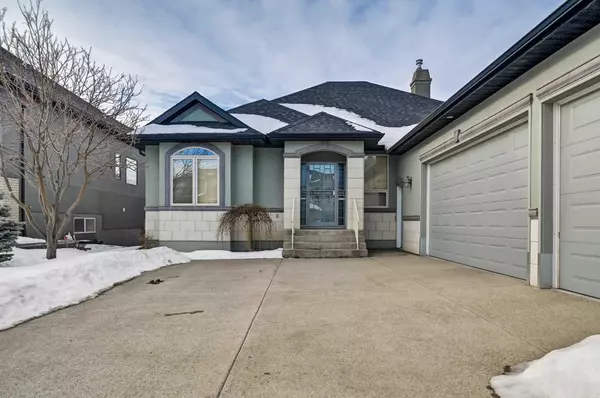 Calgary, AB T3H 5J7,81 Aspen Ridge CRES SW