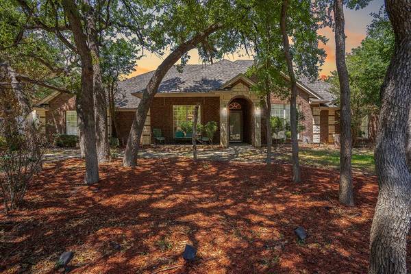 2016 Turtle Pass Trail, Fort Worth, TX 76135