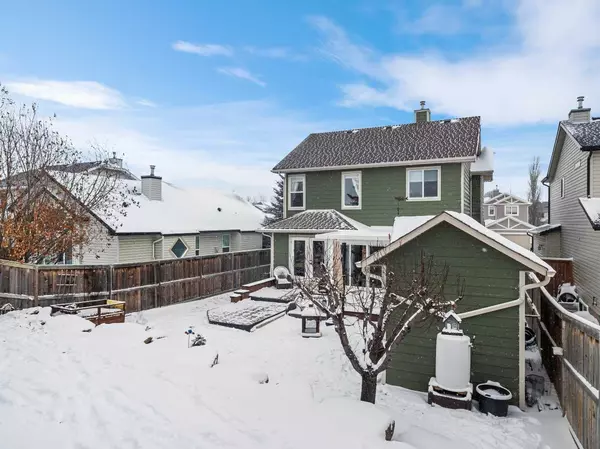 Airdrie, AB T4B 2R8,159 Fairways DR NW