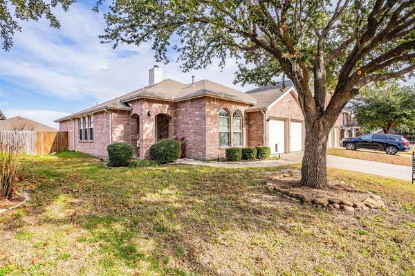 314 Sugarberry Lane, Fate, TX 75087