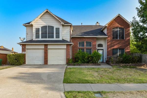 2103 Belton Drive, Arlington, TX 76018