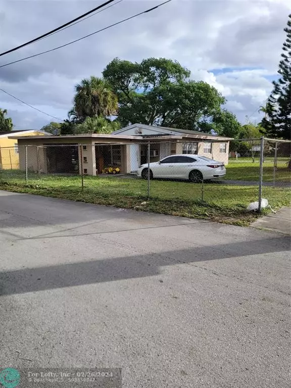 Lauderhill, FL 33311,331 NW 39th Ave