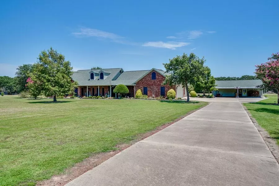 3209 Neola Road, Greenville, TX 75402