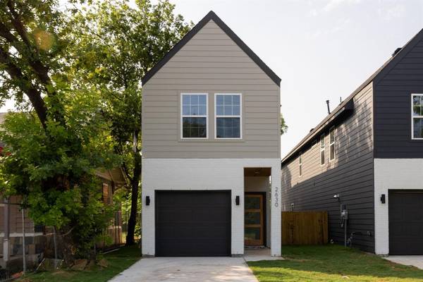 2630 Peabody Avenue, Dallas, TX 75215