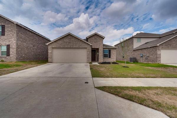 Fort Worth, TX 76036,4432 Sagecroft Road