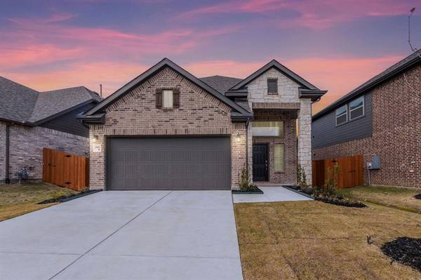 3919 Mercedes Bend, Heartland, TX 75126