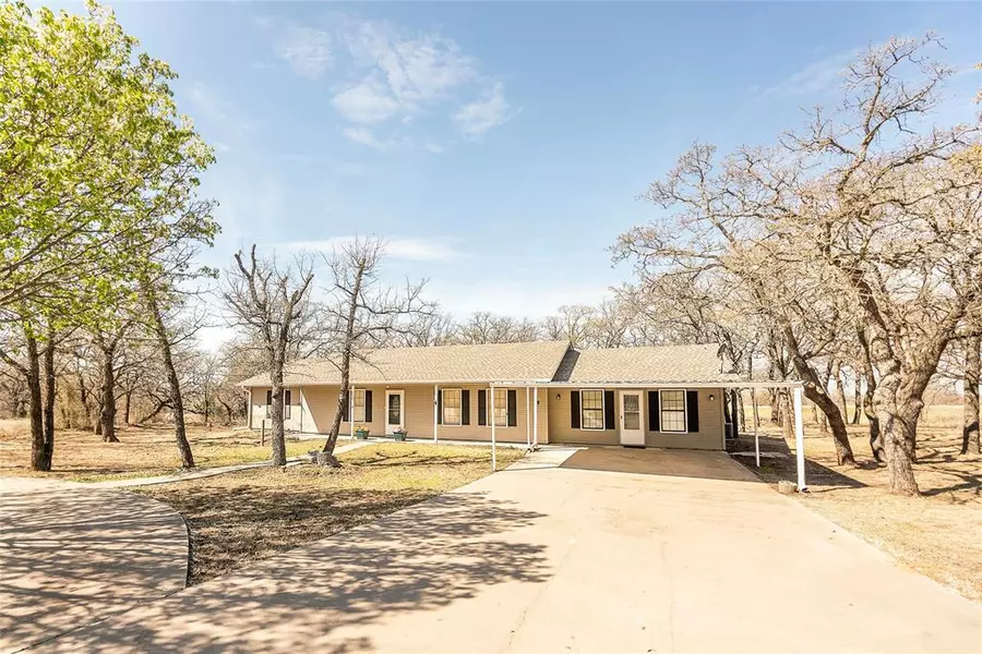 151 Country Club Drive, Nocona, TX 76255