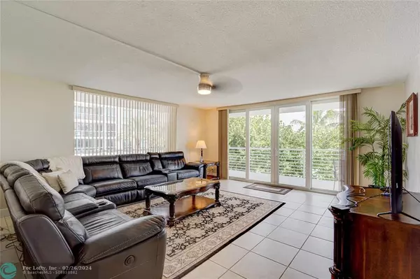 Pompano Beach, FL 33062,812 Briny Ave  #3D