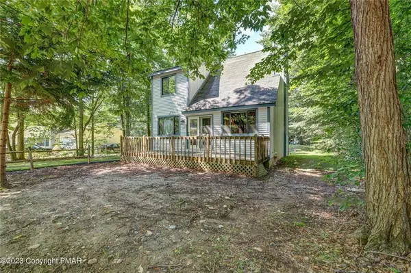 2150 Titania Road, Coolbaugh Twp, PA 18466