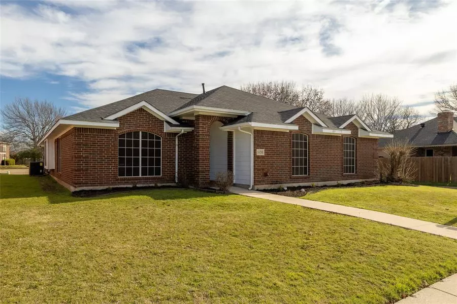 1426 Warwick Drive, Lancaster, TX 75134