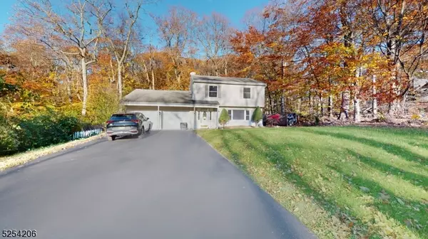 22 Karen Rd, Vernon Twp., NJ 07422