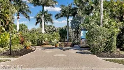 4991 Coach LN, Naples, FL 34114