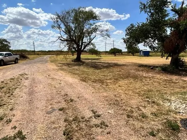 Sylvester, TX 79560,1017 County Road 156