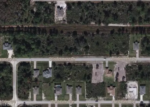 506 Windermere DR, Lehigh Acres, FL 33972