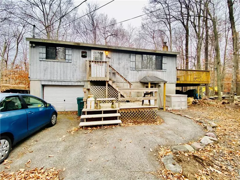 7945 Sleepy Hollow Drive, Coolbaugh Twp, PA 18466