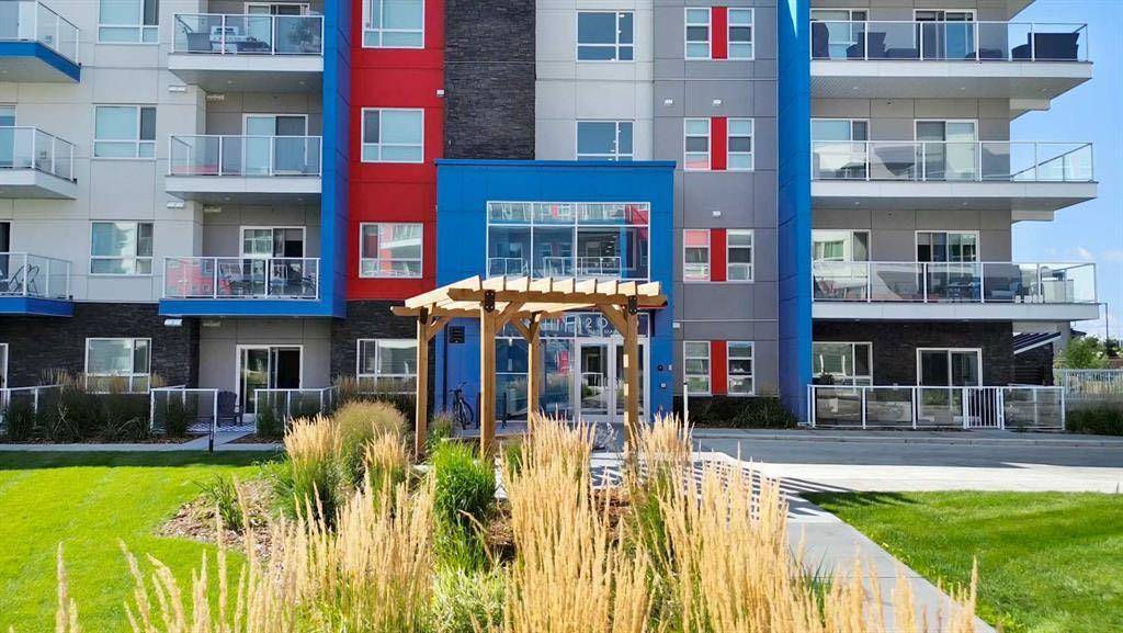 Calgary, AB T3M 3J3,19489 Main ST SE #2417