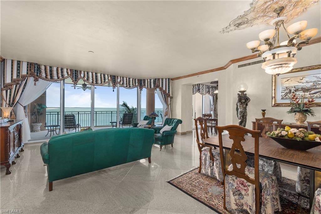 Marco Island, FL 34145,970 Cape Marco DR 402