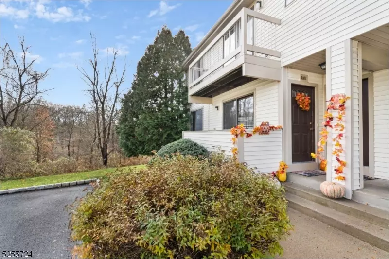 Bernards Twp., NJ 07920,3101 Hemlock Pl