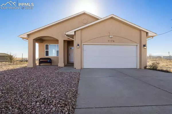 1176 E Canary DR, Pueblo West, CO 81007