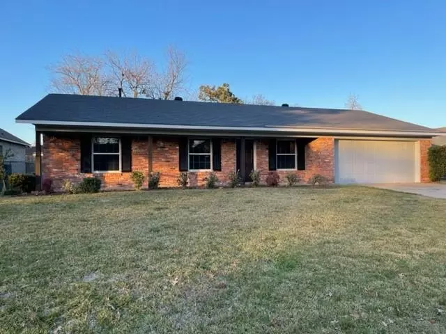 443 Plaza Circle, Bossier City, LA 71111