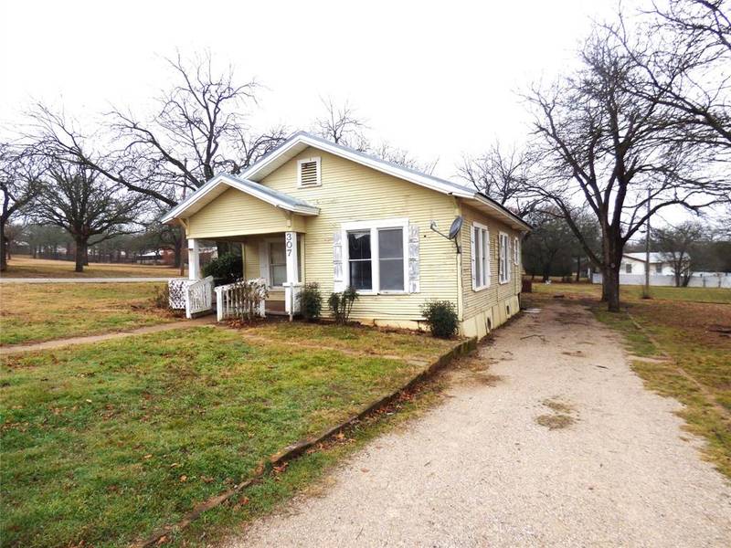 307 Neblett Street, Eastland, TX 76448