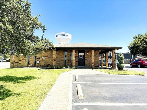 1320 Brown Trail, Bedford, TX 76022