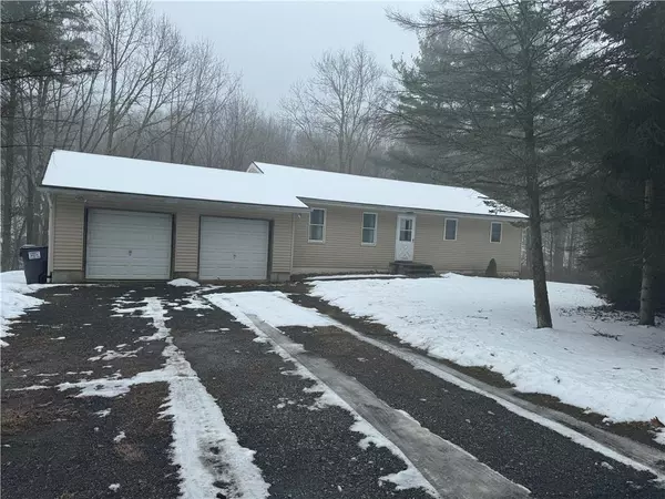 6 Ladyslipper Court,  Ross Twp,  PA 18353