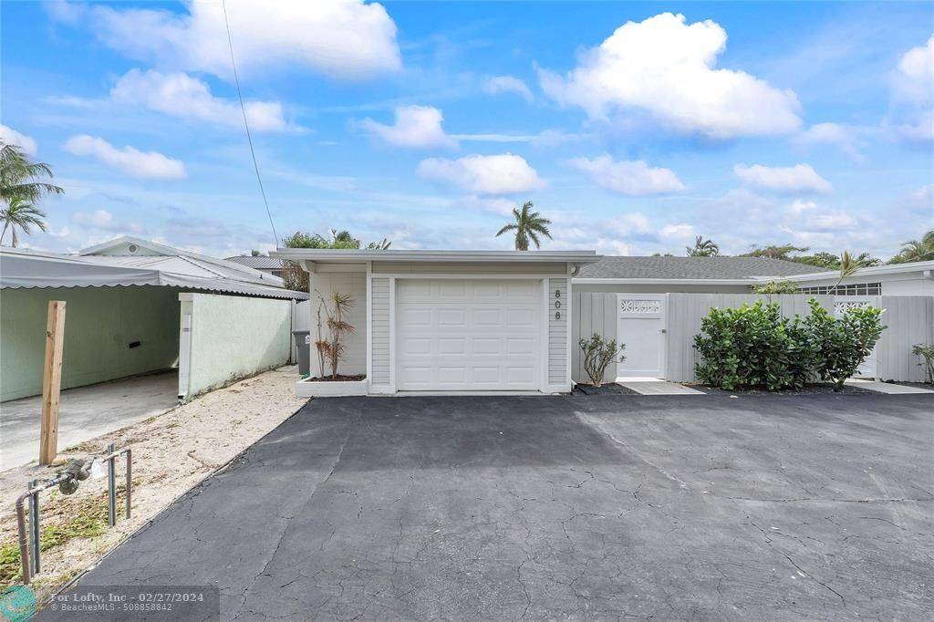 Delray Beach, FL 33483,806 - 808 Bamboo Ln
