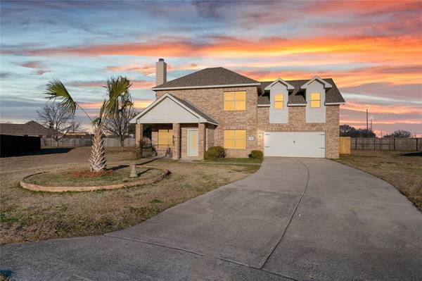 700 Sharon Lane, Whitewright, TX 75491