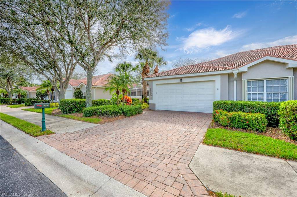 3935 Recreation LN, Naples, FL 34116