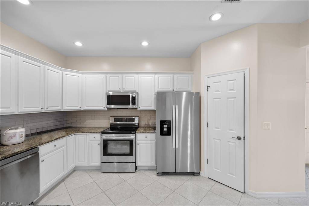 Naples, FL 34116,3935 Recreation LN