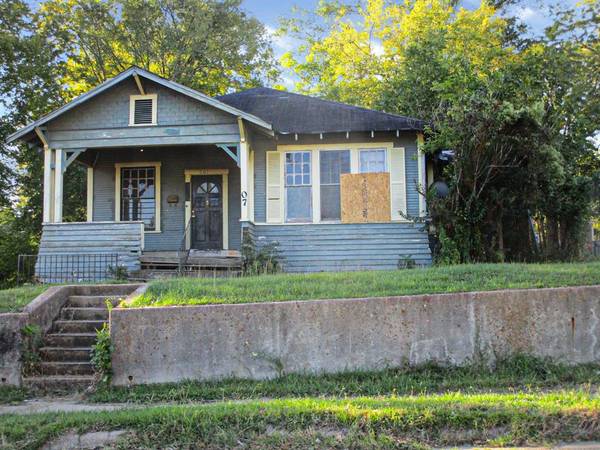 607 Stoner,  Shreveport,  LA 71101