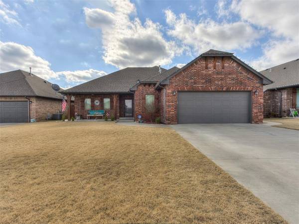 20574 Pioneer Drive, Harrah, OK 73045