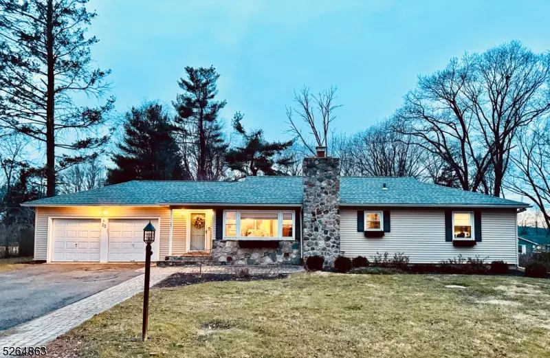 23 Birch Tree Ln, Sparta Twp., NJ 07871